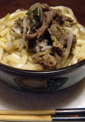 おばあちゃんの味♪絶品肉うどん-レシピのメイン写真