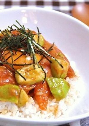 サーモンアボカドユッケ丼-レシピのメイン写真