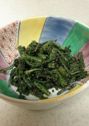 これからの季節に❤春菊の胡麻和え-レシピのメイン写真