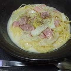 รูปของ 白菜とベーコンのクリームスープパスタ♪
