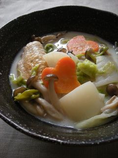 圧力鍋で☆手羽先と冬野菜のまろやかスープ-レシピのメイン写真