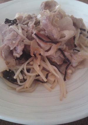 えのきと豚肉の塩昆布炒め-レシピのメイン写真