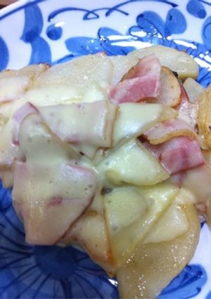 ジャガイモとベーコンのチーズ焼き-レシピのメイン写真
