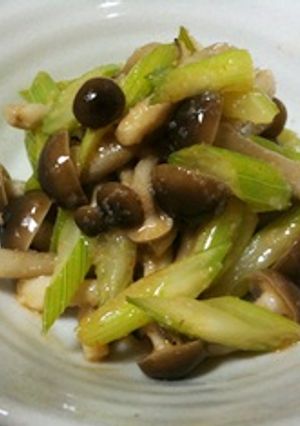 パスタソースで簡単♪セロリしめじ明太和え-レシピのメイン写真