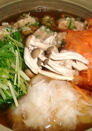 鶏味噌団子と味が染み染みピーラー大根鍋-レシピのメイン写真