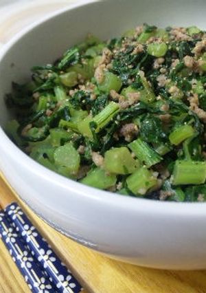 万能！炒飯におにぎりに！大根の葉っぱ炒め-レシピのメイン写真