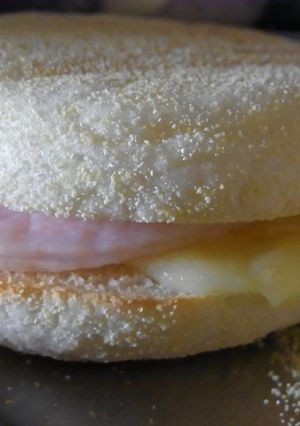 チーズ大好き人のハムチーズマフィン♪-レシピのメイン写真