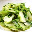 超簡単!豆苗とセロリのナムル風炒め