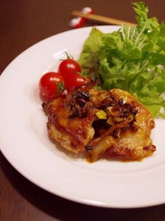 焦がしねぎラー油のチキンソテー-レシピのメイン写真
