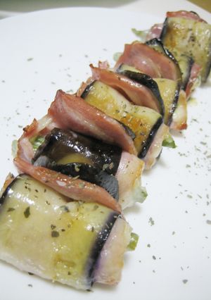 なすとベーコンとチーズのくるくる焼き-レシピのメイン写真