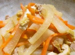 大根・人参・油揚げでほっこり味の煮物-レシピのメイン写真
