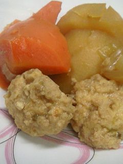 鶏だんごとじゃがいもの簡単煮物-レシピのメイン写真