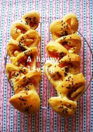 胡麻風味の柔らかベーコンエピ風パン-レシピのメイン写真