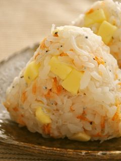 ✿桜えびとしらすとチーズのおにぎり✿-レシピのメイン写真