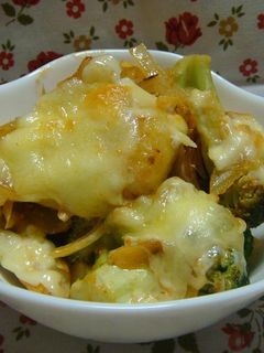 *ブロッコリーとじゃがいものチーズ焼き*-レシピのメイン写真