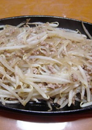 もやしとマロニーの豚ミンチ炒め-レシピのメイン写真