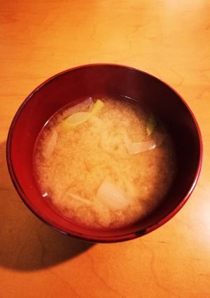 ベーコンとネギの味噌汁-レシピのメイン写真