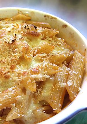 簡単に！！ペンネアラビアータのチーズ焼き-レシピのメイン写真