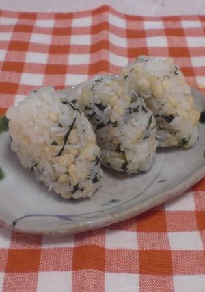天かす大葉じゃこおにぎり-レシピのメイン写真