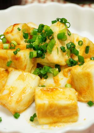 簡単おつまみ♬サイコロはんぺんステーキ-レシピのメイン写真