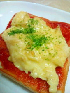 *簡単卵とチーズのトースト*-レシピのメイン写真