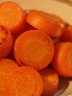 STAUBで、ニンジンの蒸しソテー-レシピのメイン写真