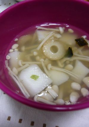 簡単楽々。松茸のお吸い物はんぺん入り☆-レシピのメイン写真