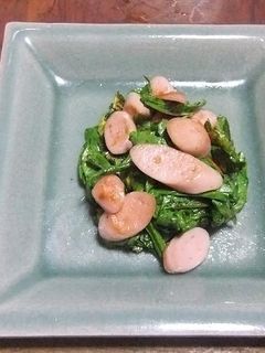 おさかなのソーセージとカブの葉の炒め-レシピのメイン写真