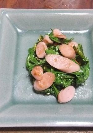 おさかなのソーセージとカブの葉の炒め-レシピのメイン写真
