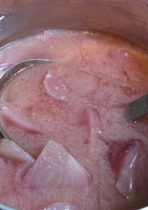 赤カブの味噌汁-レシピのメイン写真