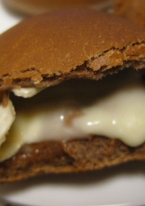 とろ～りカマンベールチーズのココアパン-レシピのメイン写真