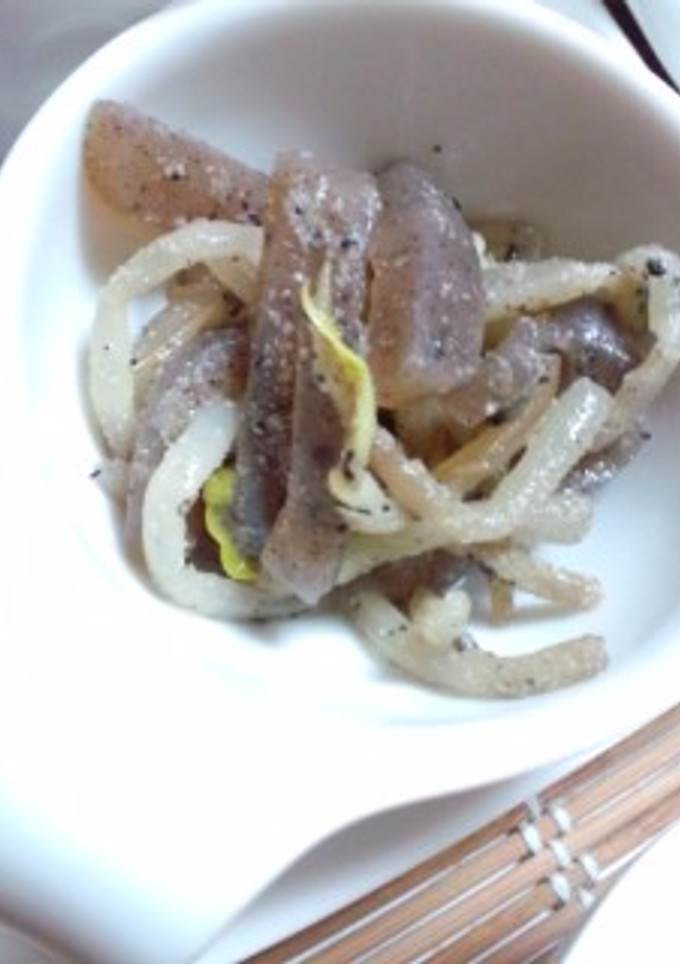 蒟蒻の黒胡麻和え-レシピのメイン写真
