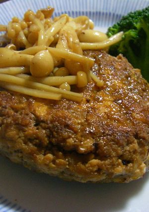 ふっくらお豆腐はんばーぐ～きのこソース～-レシピのメイン写真