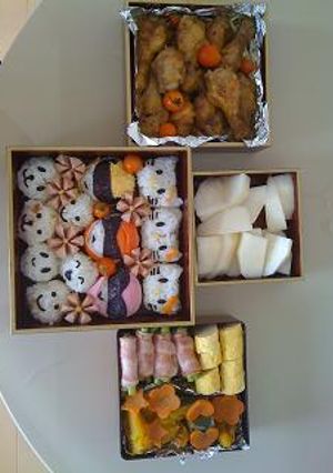 遠足のお弁当　戦隊物＆キティーちゃん-レシピのメイン写真