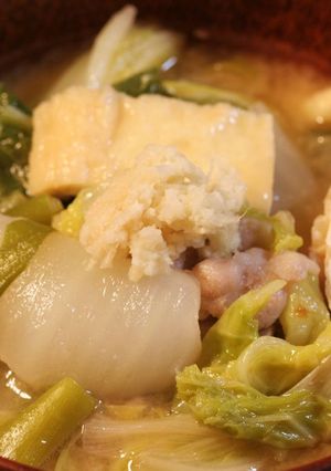 生姜でぽかぽか♪たっぷり白菜の豚汁-レシピのメイン写真