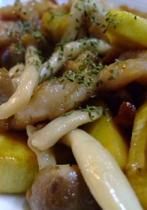 サツマイモと豚肉のバター醤油風味炒め♪-レシピのメイン写真