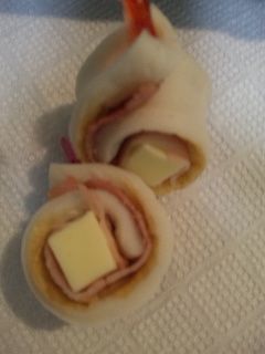 お弁当のおかずに★くるくるチーベーちくわ-レシピのメイン写真