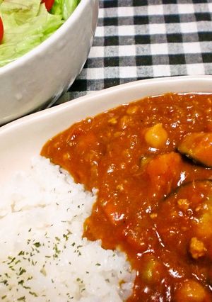 野菜がいっぱい!トマトカレー-レシピのメイン写真