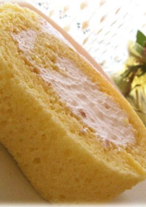 しっとりふわふわ♪ロールケーキ生地-レシピのメイン写真