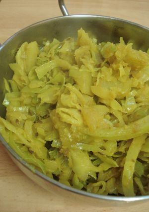 キャベツとジャガイモのサブジ（野菜炒め）-レシピのメイン写真