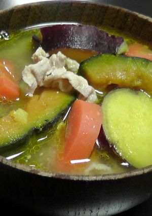 野菜たっぷり！バター風味の豚汁-レシピのメイン写真