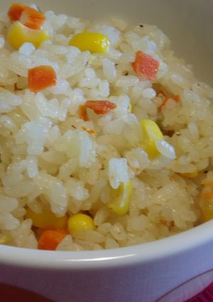 炊飯器ｄｅ簡単☆粉チーズピラフ-レシピのメイン写真