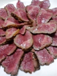 お好みの焼き加減で!肉のタタキ-レシピのメイン写真