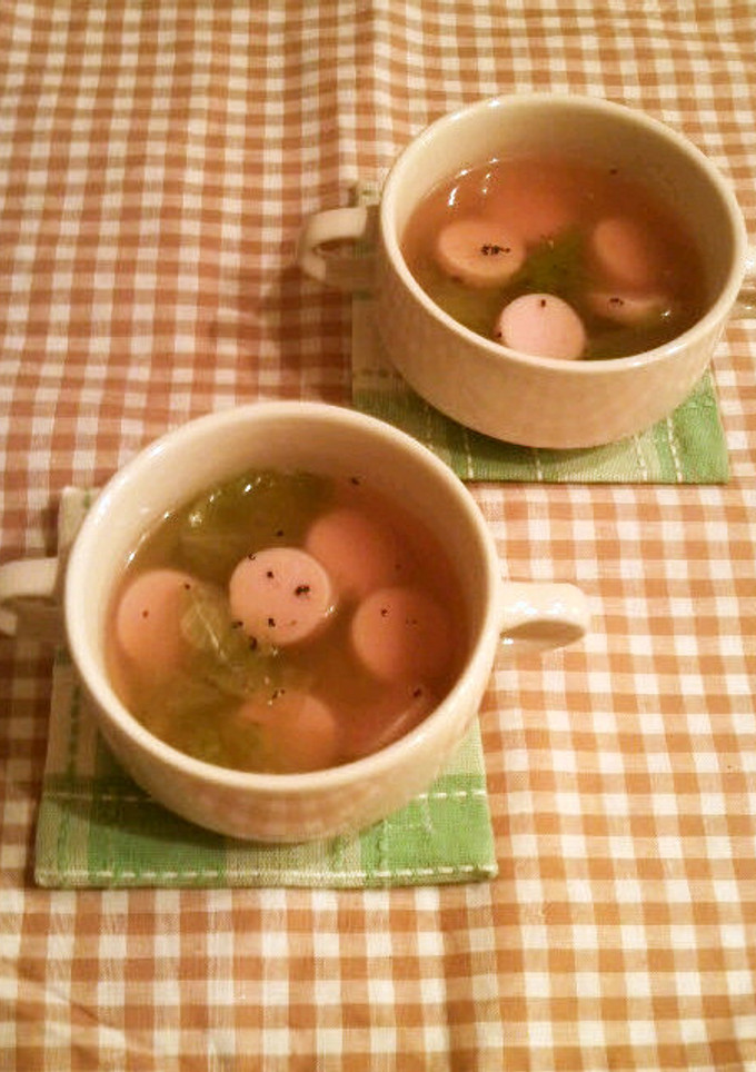 レタスと魚肉ソーセージのスープ-レシピのメイン写真