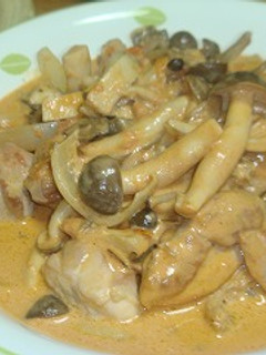 鶏肉ときのこの、トマトクリーム-レシピのメイン写真