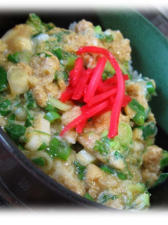 簡単!レンジで二分☆一人たまご丼♪-レシピのメイン写真