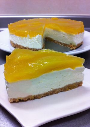 簡単!マンゴーレアチーズケーキ-レシピのメイン写真