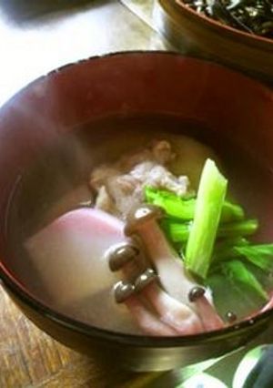 鶏肉の出汁でつくる我が家の『雑煮』-レシピのメイン写真