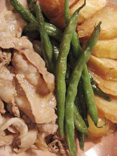 豚肉とじゃがいも、インゲンの揚げ煮-レシピのメイン写真