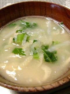 大根と大根の葉のおろし味噌汁-レシピのメイン写真